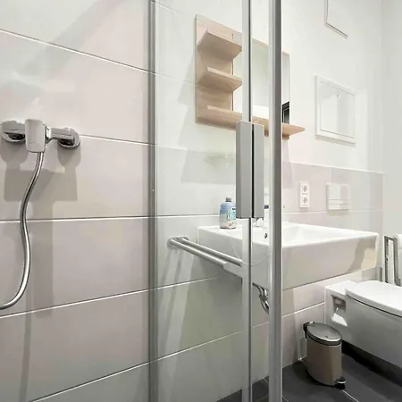 Am1026 - Smarte Monteurwohnung Uebergangswohnung Apartman *